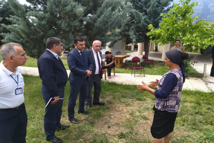 “Səyyar qəbul otağı”  bu dəfə Oğuz rayonunda quruldu - FOTO 