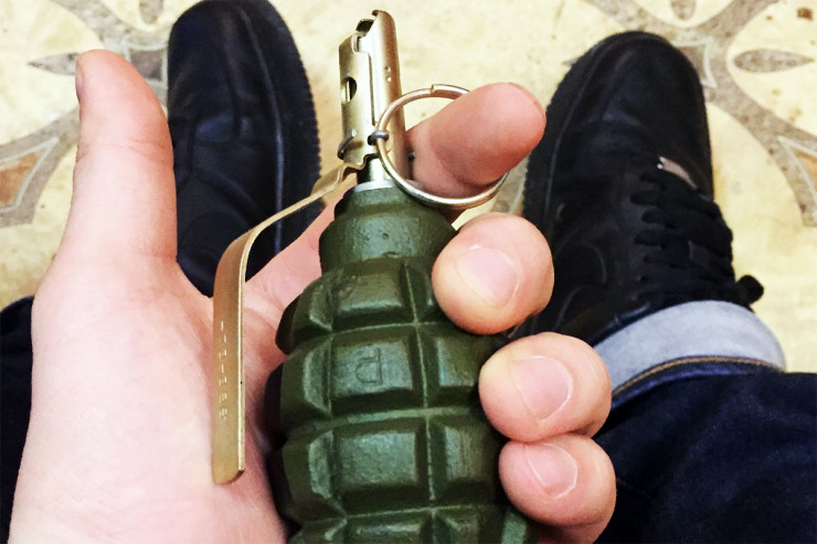 Maştağada qardaşının həyətinə QUMBARA ATDI 