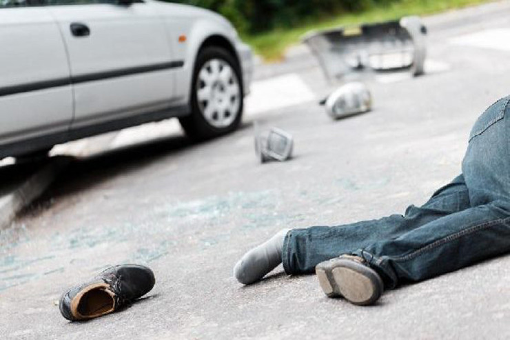 Avtomobil vurması nəticəsində 2 nəfər ÖLDÜ 