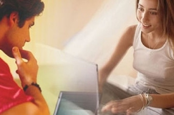 Sosial şəbəkədə tanış olduğu oğlan: "Gəlməsən, yandıracam..." 