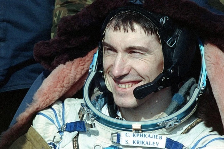 Səmada “həbs”  - O kosmonavtı heç kim Yerə qaytarmaq istəmədi