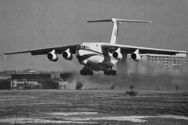 Sumqayıt hadisələrinə görə gələn desantlar Xəzərə necə qərq olublar? - 33 il əvvəl baş verən aviaqəzanın TƏFƏRRÜATLARI  -FOTO 