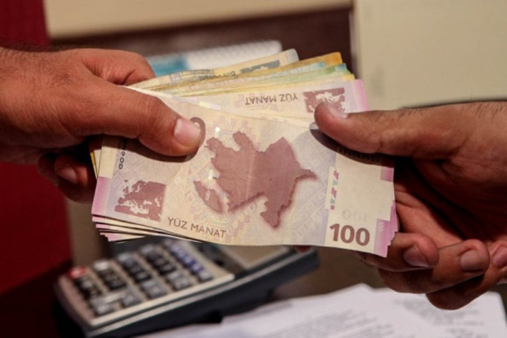 Azərbaycanda  rüşvət alan məmurlar   tutuldu