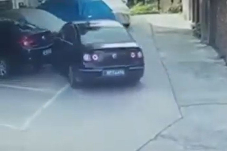 Belə parklanma GÖRMƏMİŞDİNİZ - VİDEO 