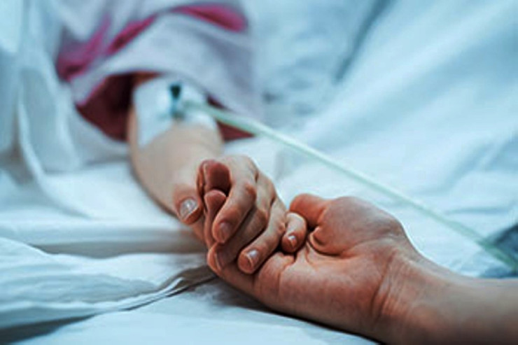 Qaraciyərini qardaşına bağışlayan müğənninin vəziyyəti ağırlaşdı