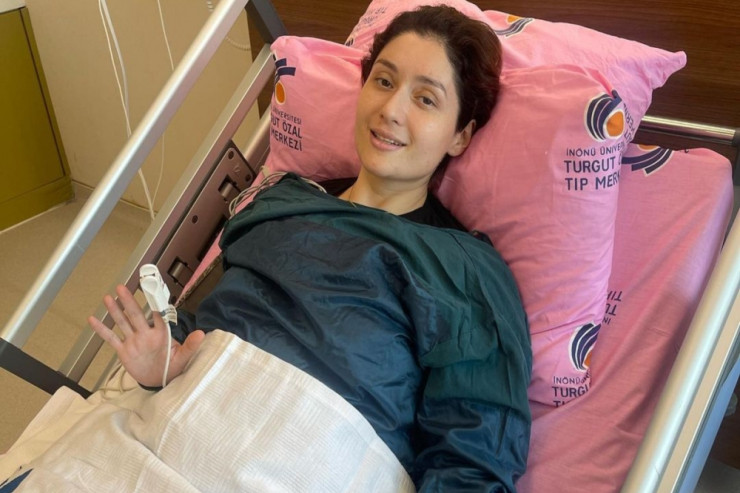 Qardaşına qaraciyər verən Nərmin səhhəti barədə AÇIQLAMA VERDİ 