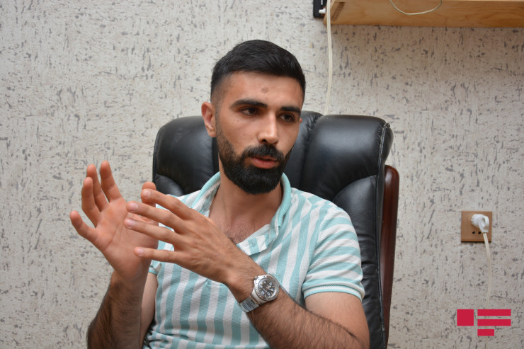 Heykəltəraş Güntayla müsahibə