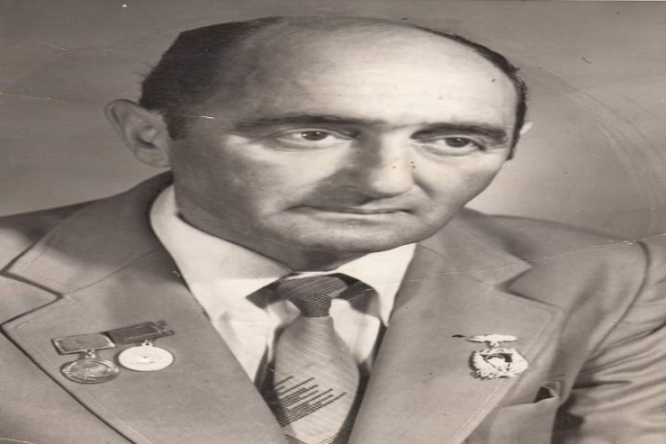 Hüseyn Arifin hansı çariça ilə eşq macərası olub?