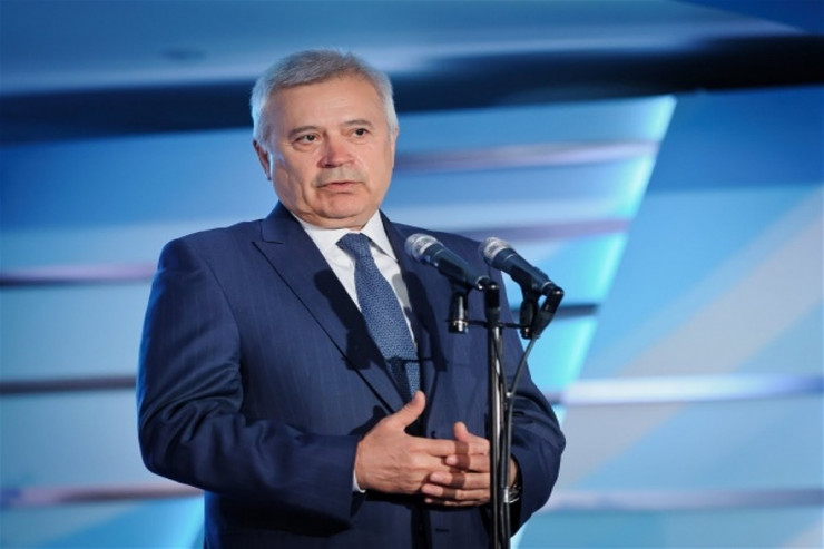 Azərbaycanlı milyarder 14 milyard dollar İTİRDİ  