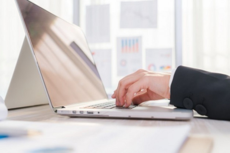 Ali məktəblərə sənəd qəbulu  BAŞLADI 