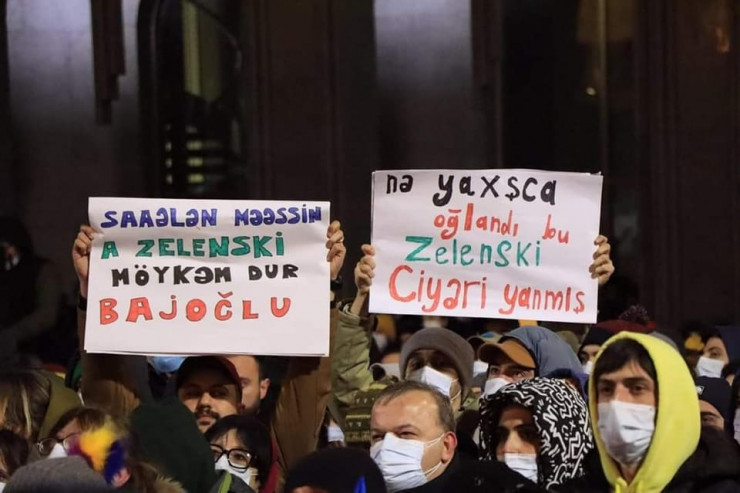  “Zelenski ciyəri yanmış”   – Azərbaycanlılar şüar qaldırdı