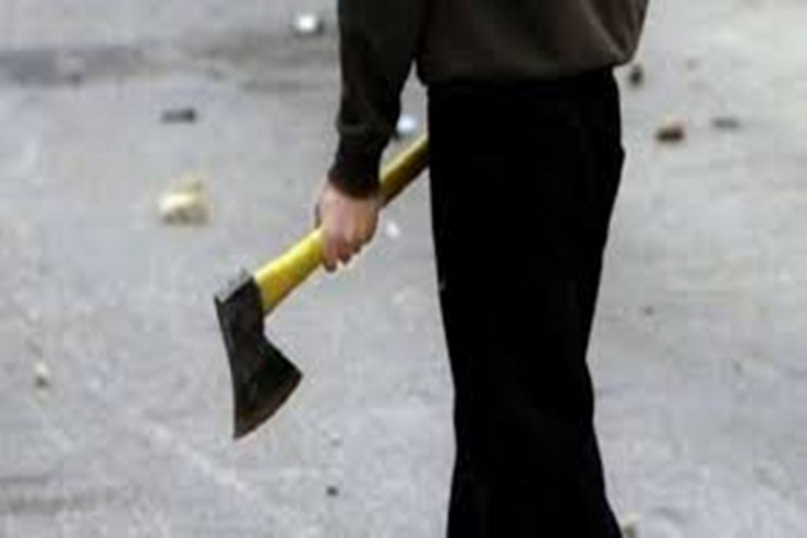 Məşhur müğənninin qardaşını  arvadı evdən qovdu  : balta ilə...