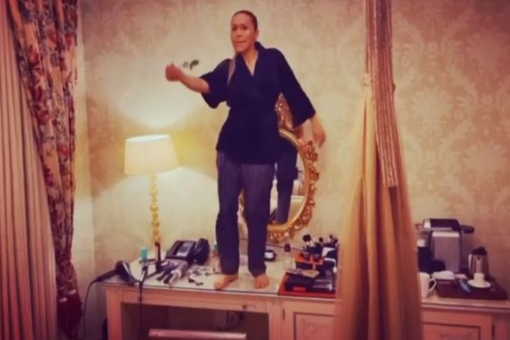 Rəqsanə Rusiyada "Instagram"a qoşulmağını belə qeyd elədi -  VİDEO  