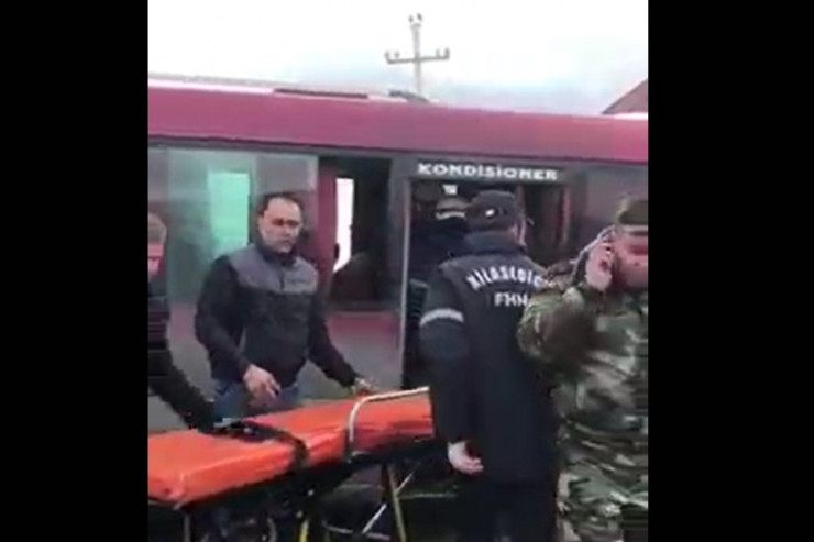 Sumqayıtda AVTOBUS QƏZASI:  16 yaralı... - VİDEO  - YENİLƏNİB 