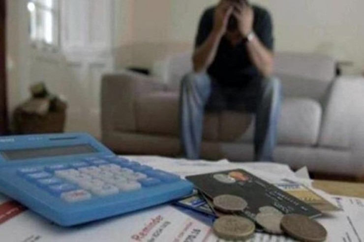 Bakıda borcu olan kişinin başına OYUN AÇDILAR 