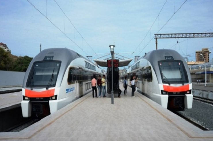 Bakı-Gəncə sürət qatarlarında  gedişhaqqı   ARTIRILDI