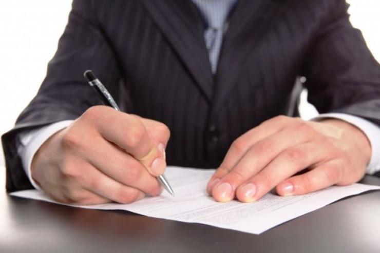 Əməkdar artist qonşularından ŞİKAYƏT ETDİ  - FOTO  