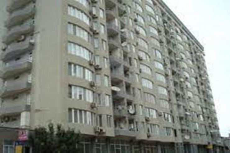 Xalq artisti ona bağışlanan EVDƏN  danışdı - VİDEO  