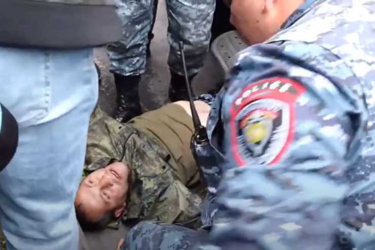 İrəvan çalxalanır:   Polis hərəkətə keçdi, Köçəryanın oğlu saxlanıldı - VİDEO 