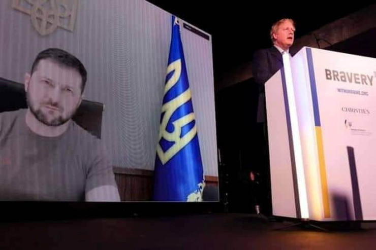 Conson Zelenskinin gödəkçəsini BU QİYMƏTƏ  satdı