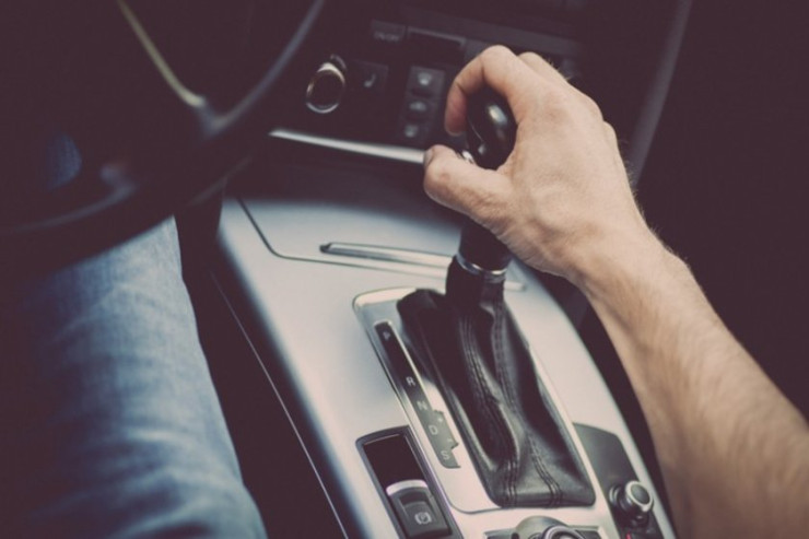 Qadın cildinə girib sürücüləri belə qarət etdi - AZƏRBAYCANDA 