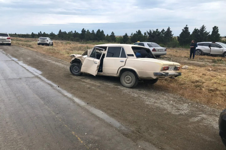 Bakı-Quba yolunda DƏHŞƏTLİ QƏZA:  Ata və azyaşlı qızı öldü  - FOTO 