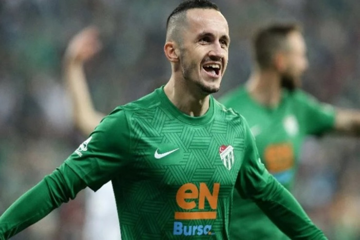 Namik Ələskərov "Bursaspor"dan ayrılacaq -  SƏBƏB 