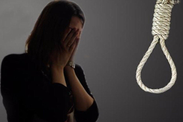 Azərbaycanda qadın tövlədə özünü asdı - SƏBƏB 