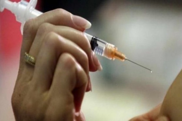 Bakıda cərrah venasına iynə vuraraq özünü öldürüb - YENİLƏNİB 