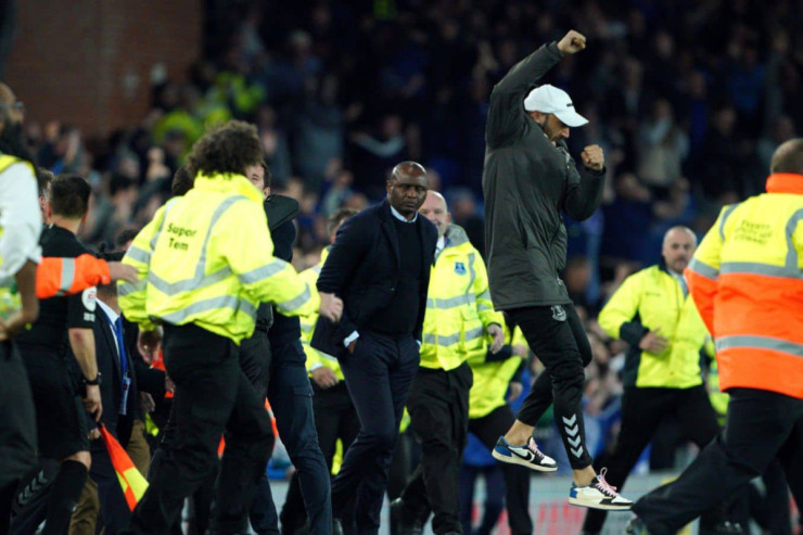 Azarkeşə təpik vuran  baş məçqçi ilə bağlı YENİ XƏBƏR 