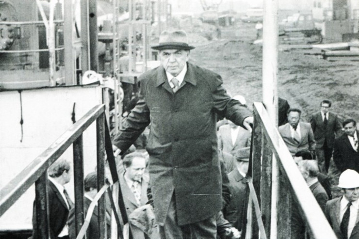 Sibirdə şəhər yaratdı, cənazəsini Bakıya gətirməyə qoymadılar -  ONU TANI 