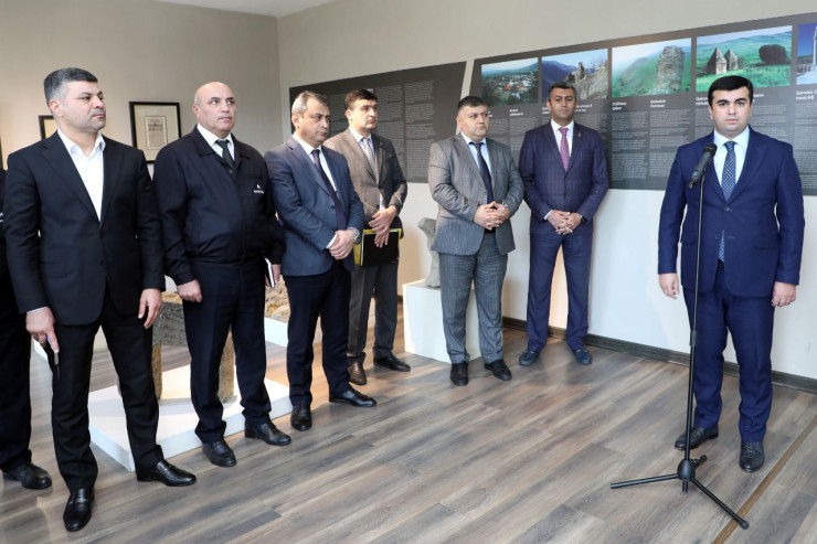 "Açıq mikrofon"da "Azəriqaz"a təşəkkür olundu - FOTO 