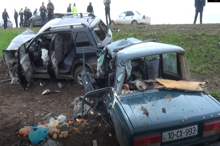 Dünən yollarda 5 nəfər  ÖLÜB  