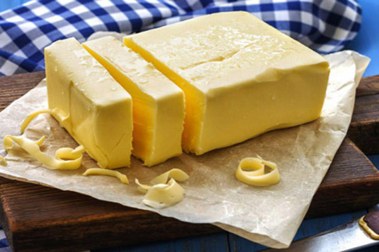 Marketlərdə satılan saxta “kərə yağları” – Belə aldadırlar 