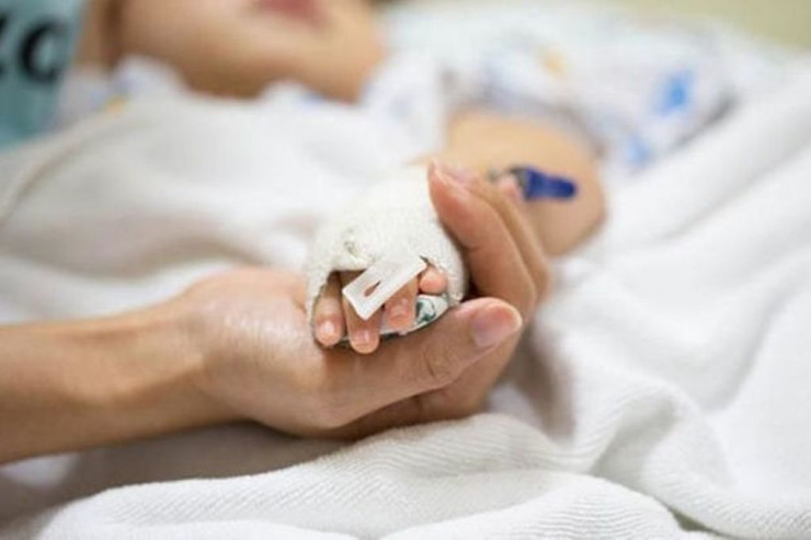 Azərbaycanda DƏHŞƏT:  1 yaşlı uşaq qaynar suda yandı