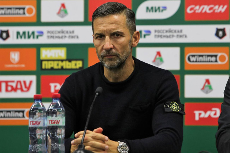 Almaniyalı baş məşqçi Moskva klubundan  qovuldu 