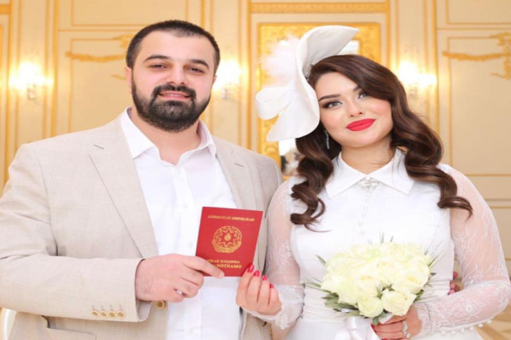 Mina Hüseyn boşanmasından DANIŞDI:  "ancaq vaxtımı alır"