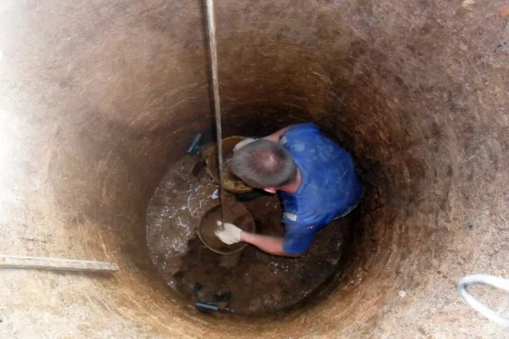 Quyu qazan kişini cərəyan vurub öldürdü