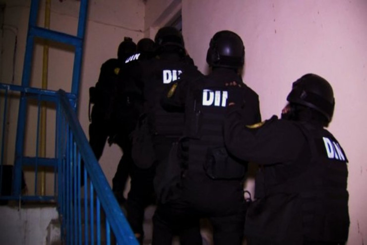 Bakıda oteldə  ƏMƏLİYYAT:   qadın narkobaron tutuldu - VİDEO 