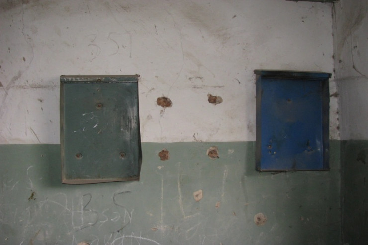 Bakıda  poçt qutularında   narkotik gizlədən yaxalandı -  FOTO 