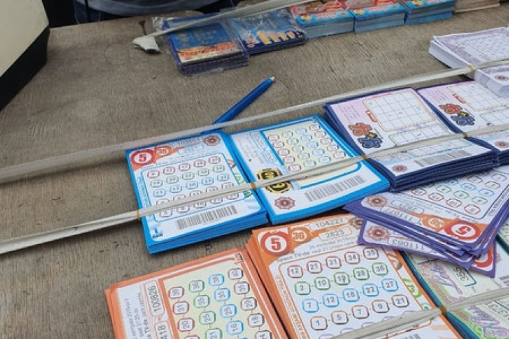 Bakıda köşkdən lotereya biletləri OĞURLANDI 