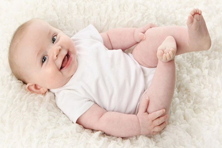 Tanınmış cütlüyün qızı  dünyaya gəldi