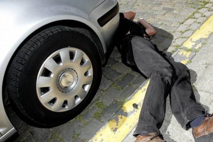 Bakıda kişini maşın vurub öldürdü