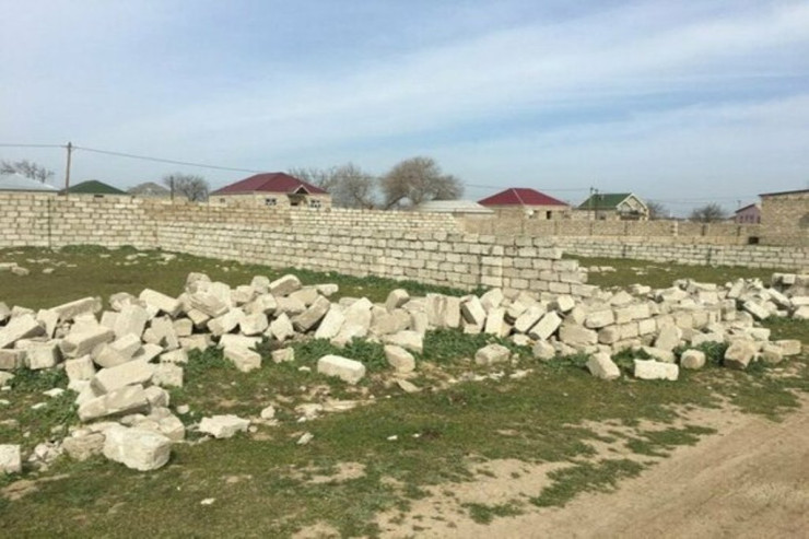 Bakıda torpaq sənədi düzəldənlərə qarşı 42 minlik DƏLƏDUZLUQ 