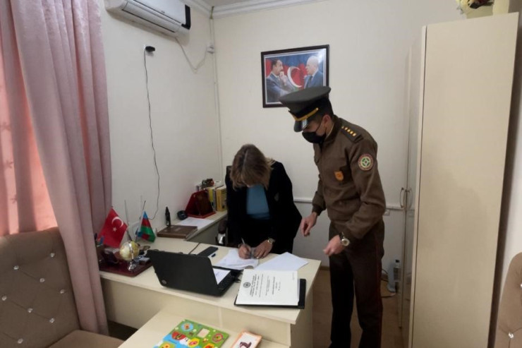 "Narınc" Psixologiya Mərkəzini möhürlədilər - VİDEO 