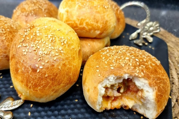 Toyuq filesindən hazırlanan  içlikli bulka   resepti - Mütləq hazırlayın