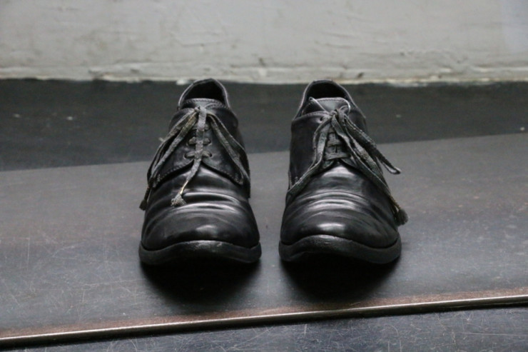 2200 dollara  əzik ayaqqabılar   satılır- Sirri nədədir?