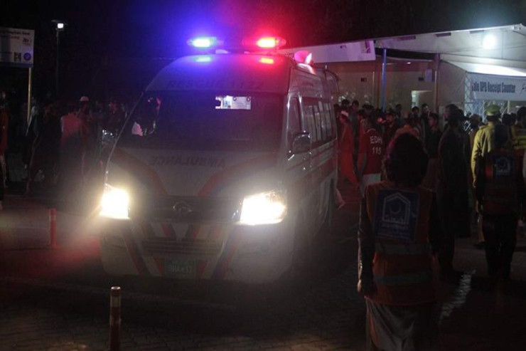 Yük maşını avtomobillərə və binaya çırpıldı: 10 ÖLÜ, 14 YARALI -YENİLƏNİB 