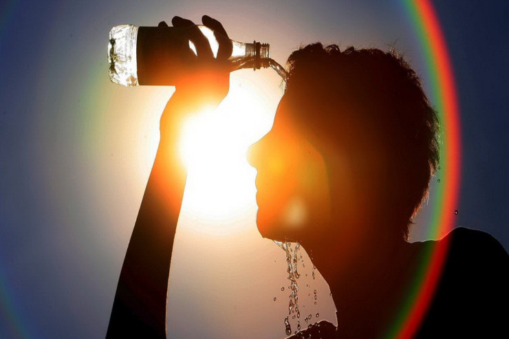 Sumqayıtda  FACİƏ:   çilingər günvurmadan öldü