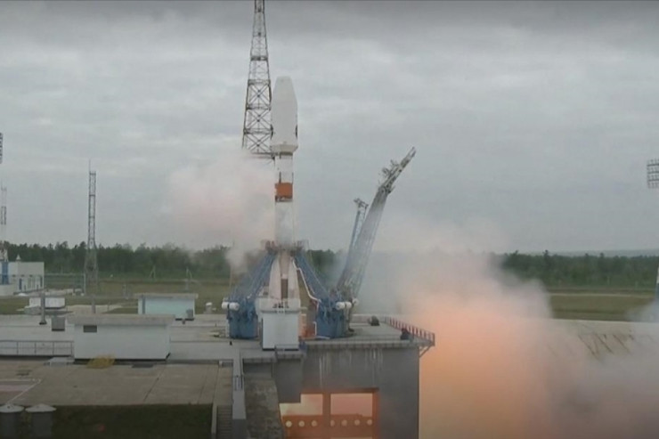 Rusiyanın Aya göndərdiyi kosmik gəmi məlumatları yollamağa başladı